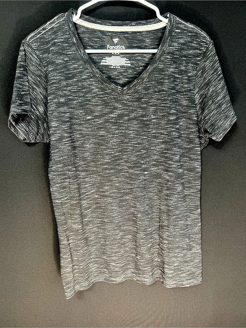 Fanatics Women's Space-Dye V-Neck T-Shirt Black Medium